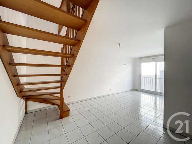 Appartement Duplex &agrave; louer - 2 pi&egrave;ces - 44,86 m2 - Remiremont - 88 - LORRAINE