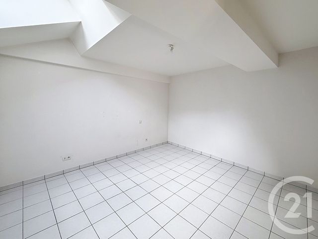 Appartement F3 &agrave; vendre - 4 pi&egrave;ces - 89,74 m2 - Remiremont - 88 - LORRAINE