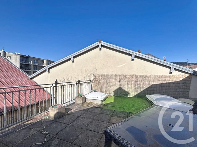 Appartement F6 &agrave; louer - 7 pi&egrave;ces - 182,46 m2 - Remiremont - 88 - LORRAINE