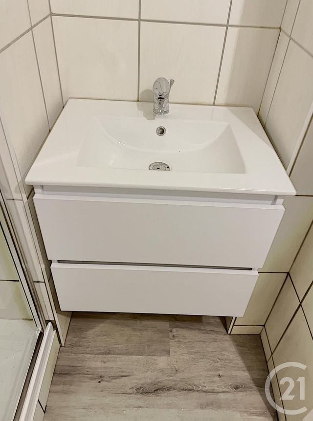 Appartement F4 &agrave; louer - 4 pi&egrave;ces - 66,34 m2 - Le Thillot - 88 - LORRAINE