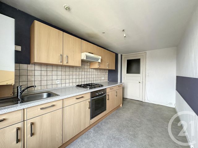 Appartement F3 &agrave; louer - 3 pi&egrave;ces - 74,31 m2 - Remiremont - 88 - LORRAINE