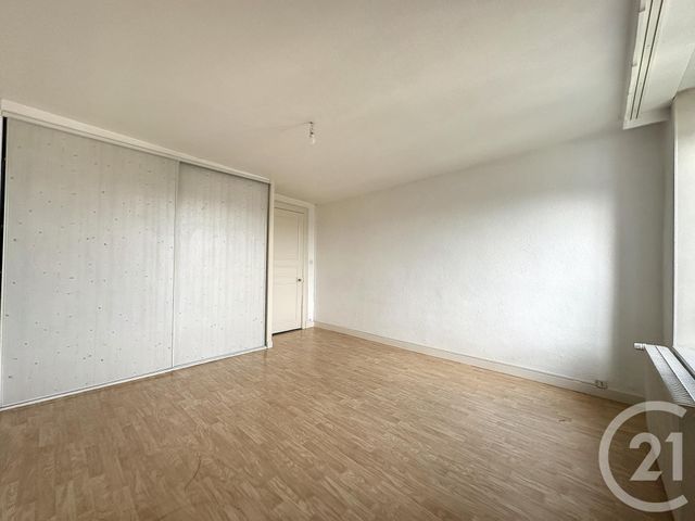 Appartement F3 &agrave; louer - 3 pi&egrave;ces - 74,31 m2 - Remiremont - 88 - LORRAINE