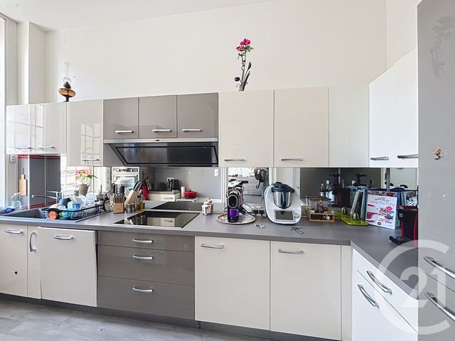 Appartement F3 &agrave; louer - 4 pi&egrave;ces - 102,70 m2 - Remiremont - 88 - LORRAINE