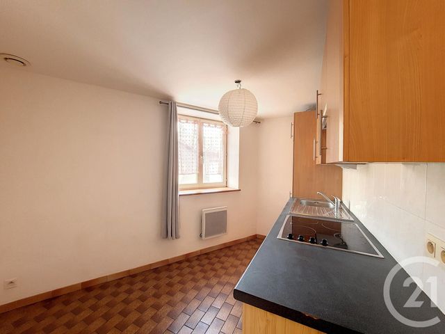 Appartement F2 &agrave; louer - 2 pi&egrave;ces - 47,07 m2 - Remiremont - 88 - LORRAINE