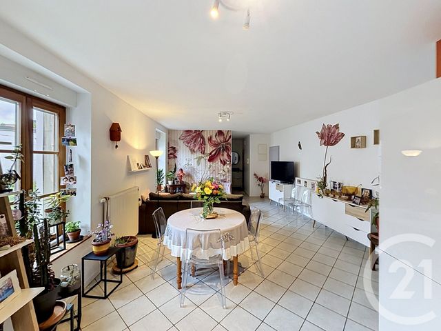 Appartement F4 &agrave; vendre - 4 pi&egrave;ces - 87,90 m2 - Remiremont - 88 - LORRAINE