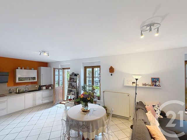 Appartement F4 &agrave; vendre - 4 pi&egrave;ces - 87,90 m2 - Remiremont - 88 - LORRAINE