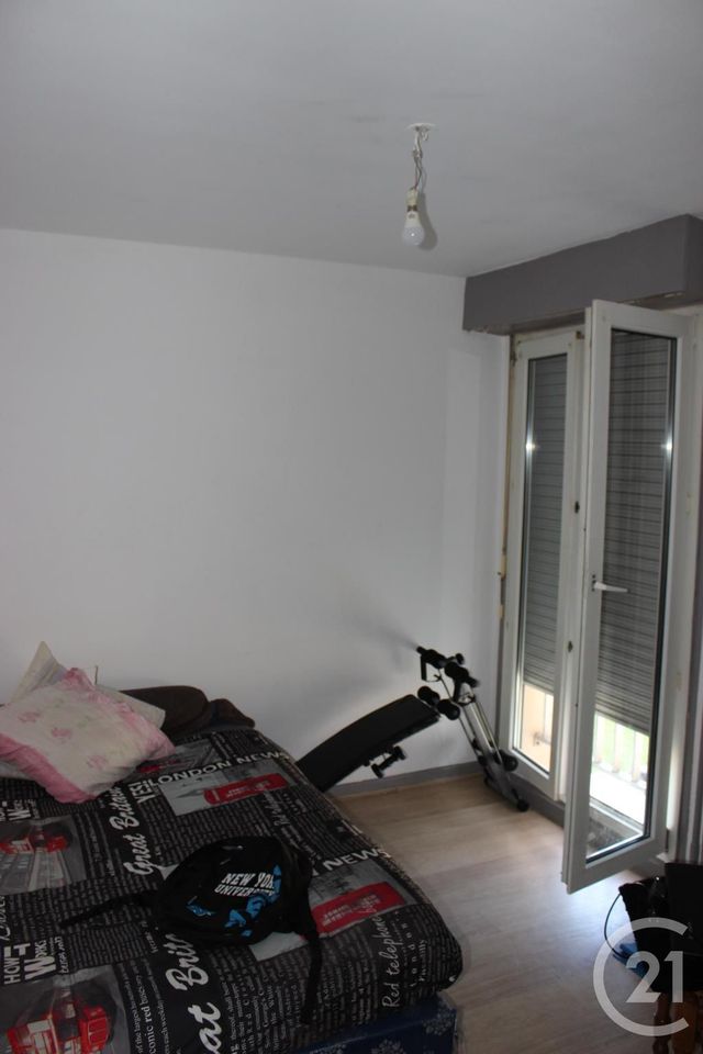 Appartement F4 &agrave; louer - 5 pi&egrave;ces - 92,48 m2 - Epinal - 88 - LORRAINE