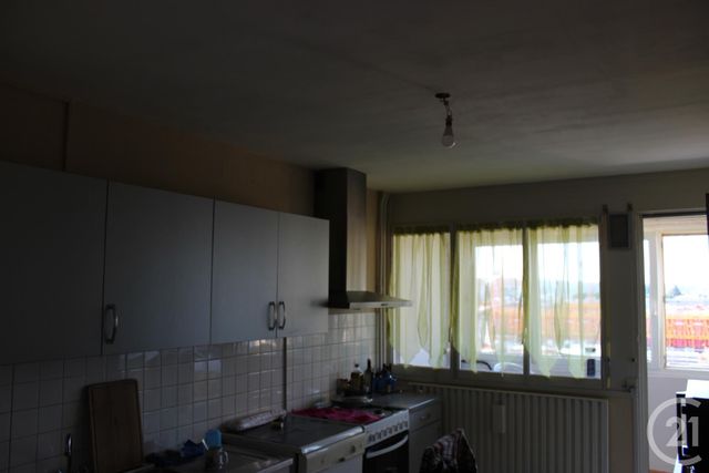 Appartement F4 &agrave; louer - 5 pi&egrave;ces - 92,48 m2 - Epinal - 88 - LORRAINE