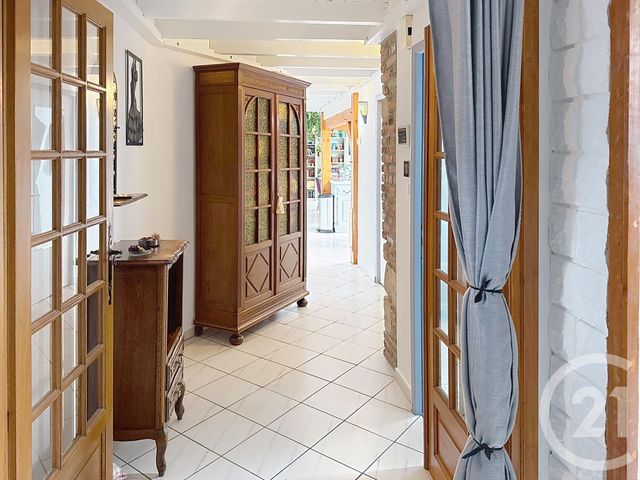 Appartement F4 &agrave; vendre - 5 pi&egrave;ces - 106,40 m2 - Remiremont - 88 - LORRAINE