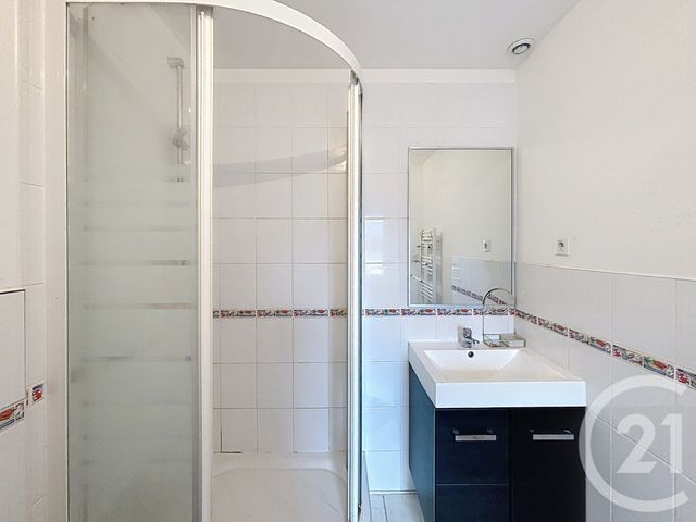 Appartement F2 &agrave; louer - 2 pi&egrave;ces - 36,43 m2 - Remiremont - 88 - LORRAINE