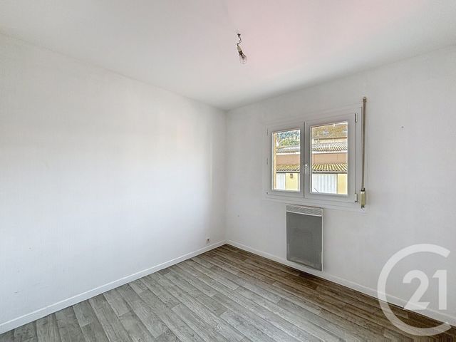 Appartement F4 &agrave; louer - 4 pi&egrave;ces - 66,02 m2 - St Ame - 88 - LORRAINE