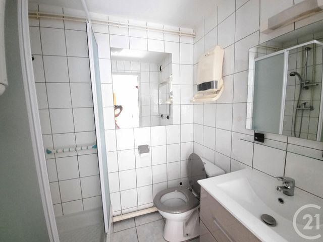 Appartement F2 &agrave; louer - 2 pi&egrave;ces - 27,33 m2 - Remiremont - 88 - LORRAINE