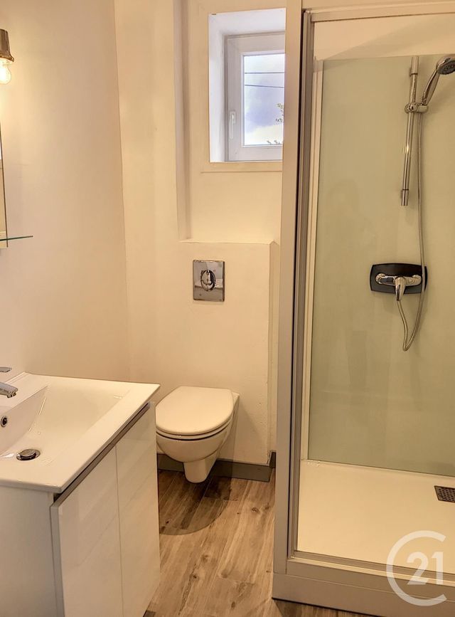 Appartement F2 &agrave; louer - 2 pi&egrave;ces - 39,75 m2 - Remiremont - 88 - LORRAINE