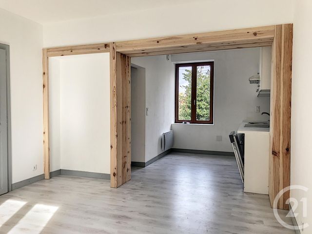 Appartement F2 &agrave; louer - 2 pi&egrave;ces - 39,75 m2 - Remiremont - 88 - LORRAINE