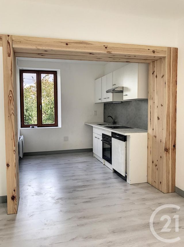 Appartement F2 &agrave; louer - 2 pi&egrave;ces - 39,75 m2 - Remiremont - 88 - LORRAINE