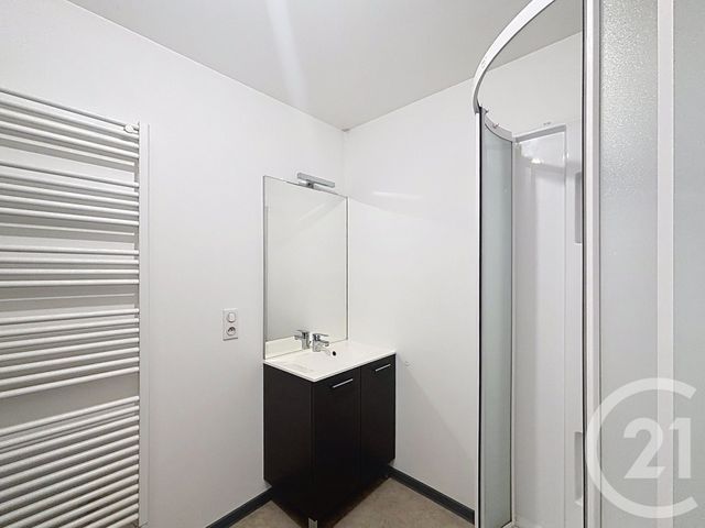 Appartement F2 &agrave; louer - 2 pi&egrave;ces - 38,85 m2 - Remiremont - 88 - LORRAINE
