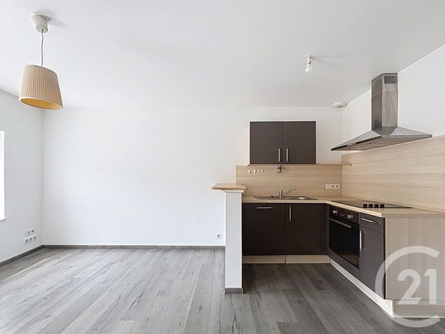 Appartement F2 &agrave; louer - 2 pi&egrave;ces - 38,85 m2 - Remiremont - 88 - LORRAINE