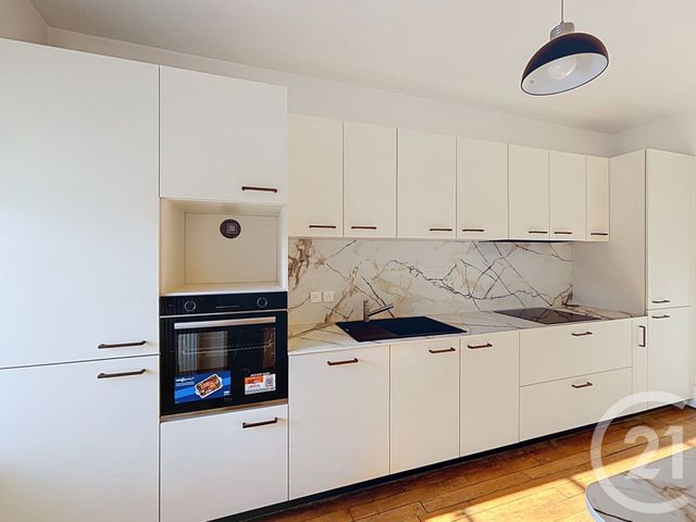 Appartement F4 &agrave; louer - 4 pi&egrave;ces - 114,65 m2 - Remiremont - 88 - LORRAINE