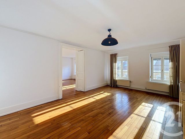 Appartement F4 &agrave; louer - 4 pi&egrave;ces - 114,65 m2 - Remiremont - 88 - LORRAINE