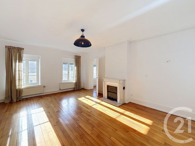 Appartement F4 &agrave; louer - 4 pi&egrave;ces - 114,65 m2 - Remiremont - 88 - LORRAINE