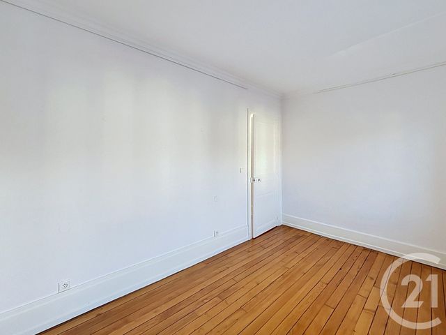 Appartement F4 &agrave; louer - 4 pi&egrave;ces - 114,65 m2 - Remiremont - 88 - LORRAINE