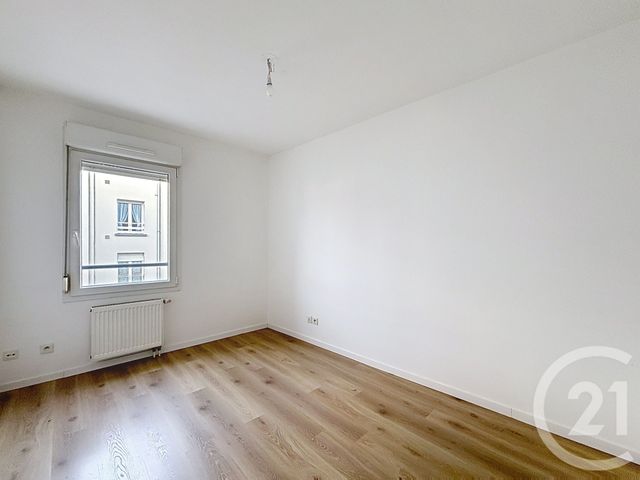 Appartement F3 &agrave; louer - 3 pi&egrave;ces - 70 m2 - Remiremont - 88 - LORRAINE