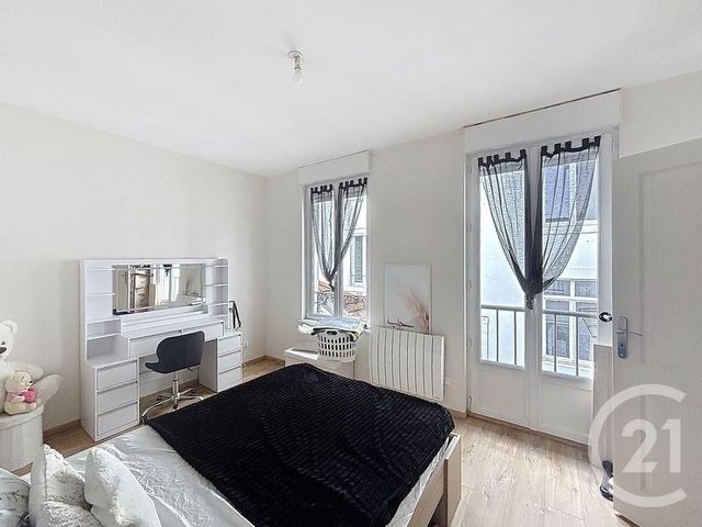 Appartement F1 &agrave; louer - 1 pi&egrave;ce - 32,30 m2 - Epinal - 88 - LORRAINE