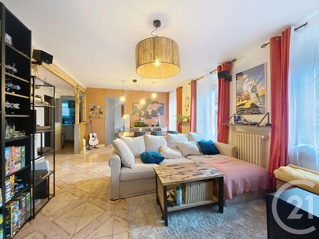 Appartement F3 &agrave; louer - 3 pi&egrave;ces - 87,26 m2 - Plombieres Les Bains - 88 - LORRAINE