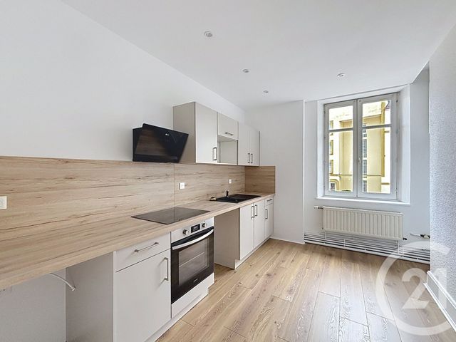 Appartement F3 &agrave; louer - 3 pi&egrave;ces - 78,49 m2 - Remiremont - 88 - LORRAINE