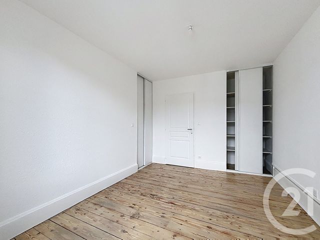 Appartement F4 &agrave; louer - 4 pi&egrave;ces - 79,65 m2 - Remiremont - 88 - LORRAINE
