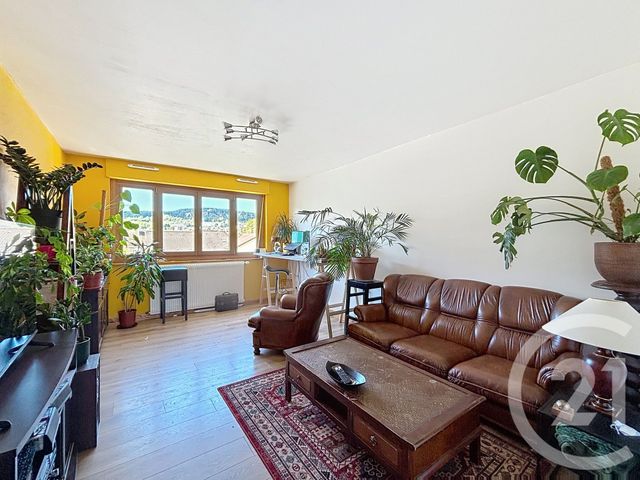 Appartement F3 &agrave; louer - 3 pi&egrave;ces - 62,87 m2 - Remiremont - 88 - LORRAINE