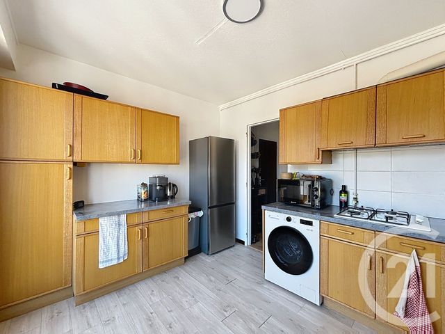 Appartement F3 &agrave; louer - 3 pi&egrave;ces - 62,87 m2 - Remiremont - 88 - LORRAINE