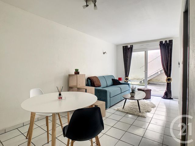 Appartement Studio &agrave; louer - 1 pi&egrave;ce - 25,44 m2 - Remiremont - 88 - LORRAINE