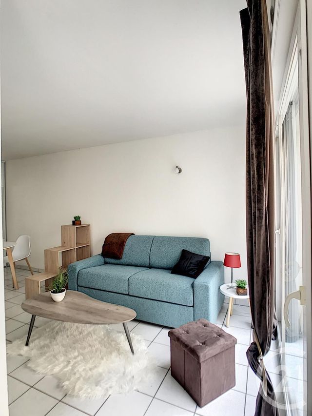 Appartement Studio &agrave; louer - 1 pi&egrave;ce - 25,44 m2 - Remiremont - 88 - LORRAINE