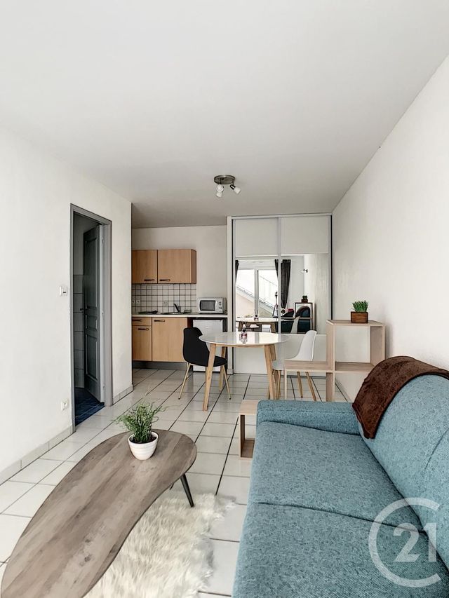 Appartement Studio &agrave; louer - 1 pi&egrave;ce - 25,44 m2 - Remiremont - 88 - LORRAINE