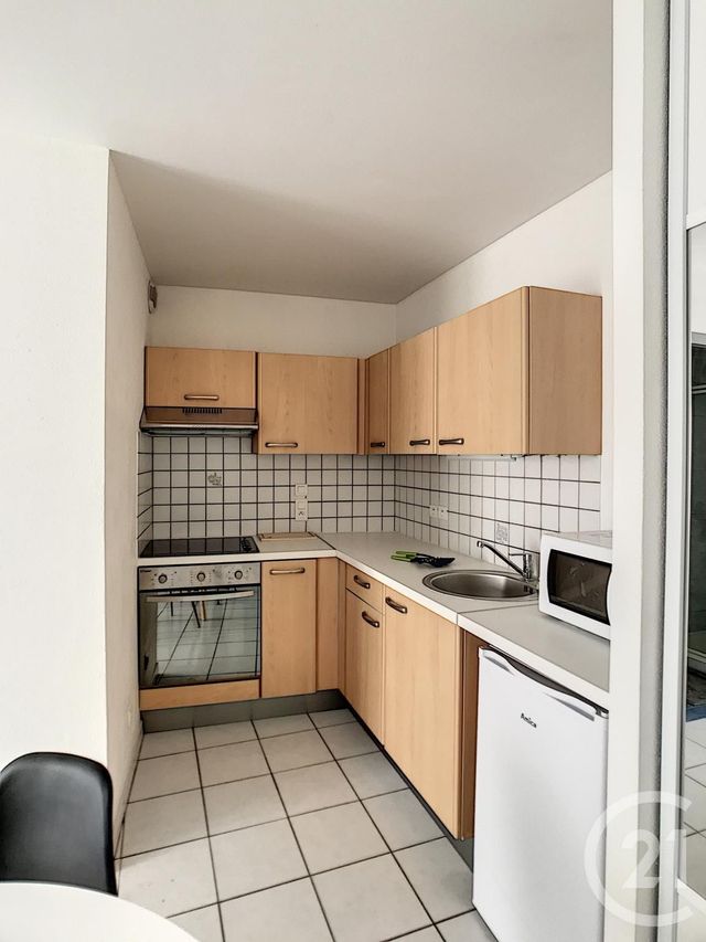Appartement Studio &agrave; louer - 1 pi&egrave;ce - 25,44 m2 - Remiremont - 88 - LORRAINE