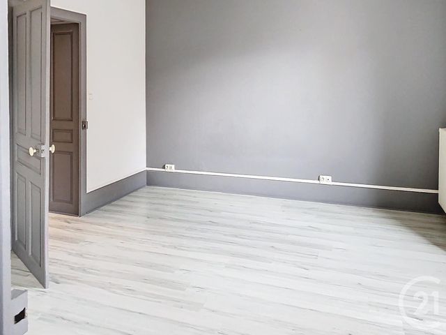 Appartement F3 &agrave; louer - 3 pi&egrave;ces - 59 m2 - Epinal - 88 - LORRAINE