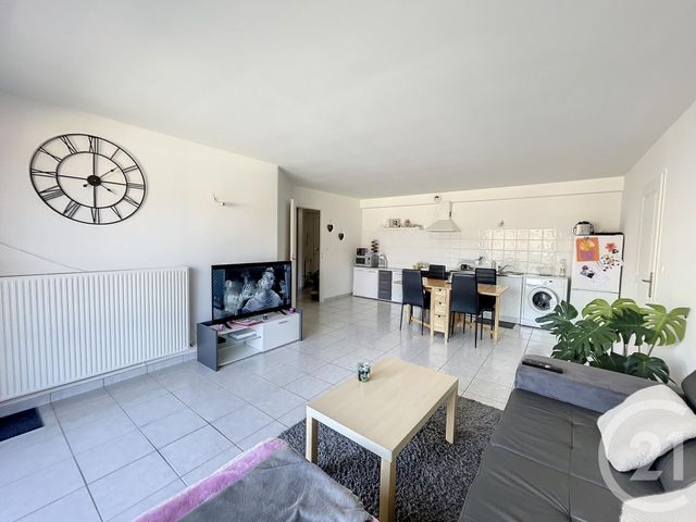 Appartement F3 &agrave; louer - 3 pi&egrave;ces - 64,88 m2 - Remiremont - 88 - LORRAINE