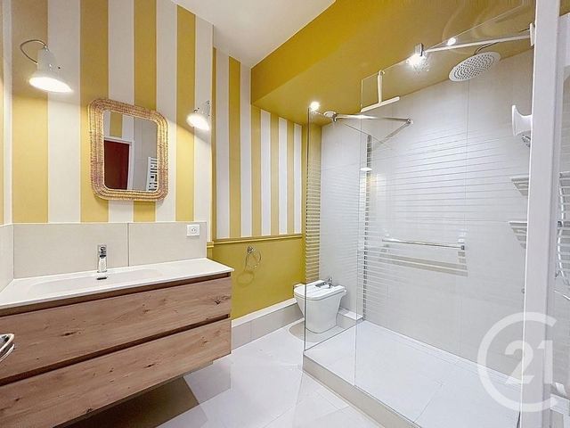 Appartement F3 &agrave; louer - 3 pi&egrave;ces - 98,81 m2 - Epinal - 88 - LORRAINE