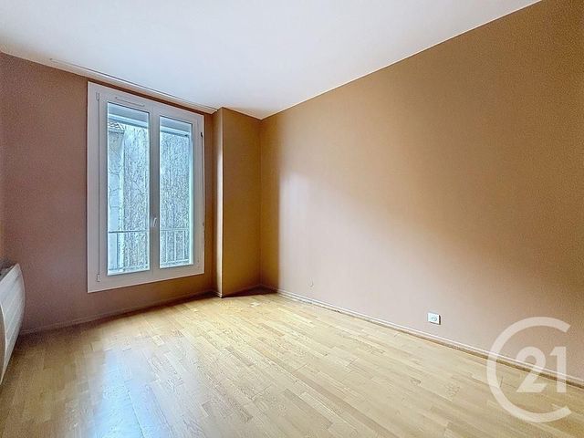 Appartement F3 &agrave; louer - 3 pi&egrave;ces - 98,81 m2 - Epinal - 88 - LORRAINE