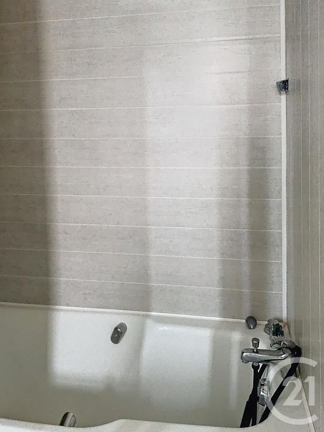 Appartement F1 &agrave; louer - 1 pi&egrave;ce - 22,24 m2 - Golbey - 88 - LORRAINE