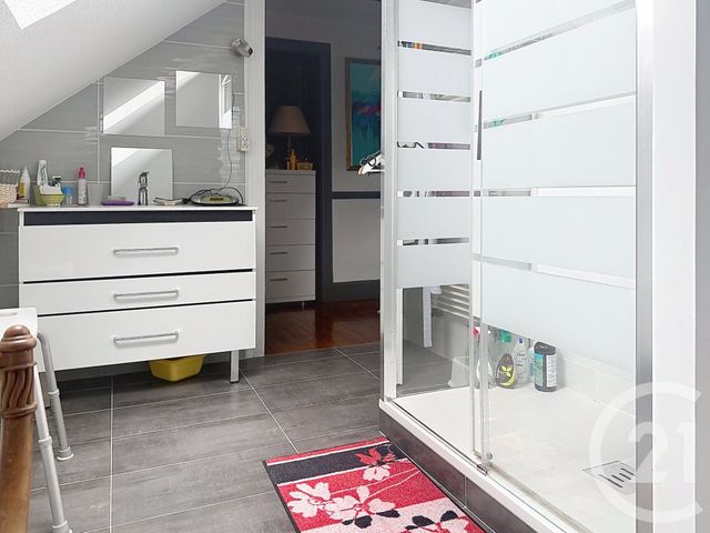 Appartement F5 &agrave; vendre - 5 pi&egrave;ces - 112 m2 - Remiremont - 88 - LORRAINE