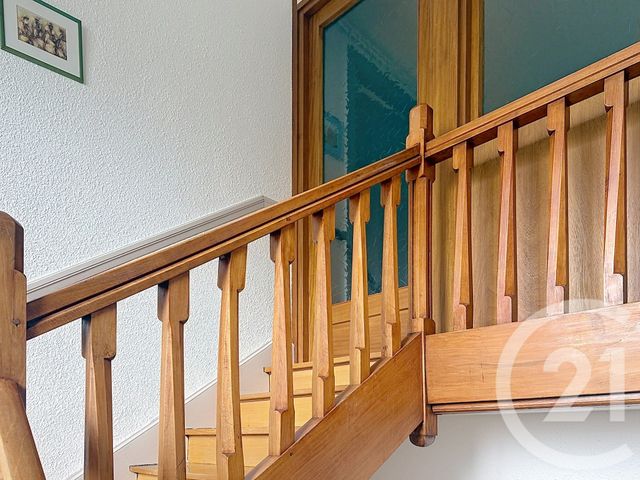 Appartement F5 &agrave; vendre - 5 pi&egrave;ces - 112 m2 - Remiremont - 88 - LORRAINE