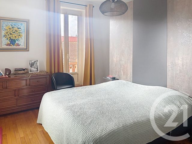 Appartement F5 &agrave; vendre - 5 pi&egrave;ces - 112 m2 - Remiremont - 88 - LORRAINE