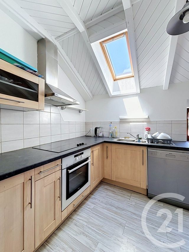 Appartement F3 &agrave; louer - 3 pi&egrave;ces - 61,98 m2 - Remiremont - 88 - LORRAINE