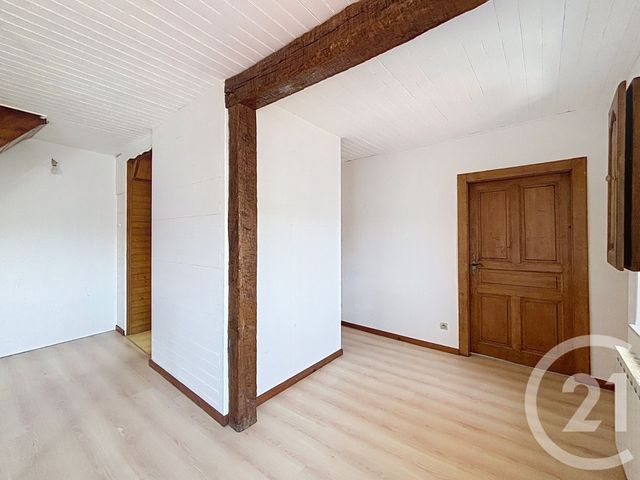 Appartement F3 &agrave; louer - 3 pi&egrave;ces - 61,98 m2 - Remiremont - 88 - LORRAINE