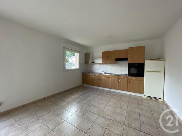 Appartement F3 &agrave; louer - 3 pi&egrave;ces - 65,02 m2 - Remiremont - 88 - LORRAINE