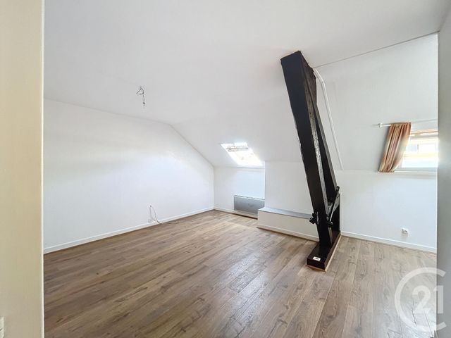 Appartement Studio &agrave; louer - 1 pi&egrave;ce - 25,67 m2 - Remiremont - 88 - LORRAINE