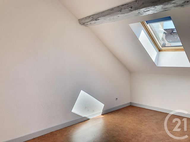 Appartement F3 &agrave; louer - 3 pi&egrave;ces - 65,73 m2 - Remiremont - 88 - LORRAINE