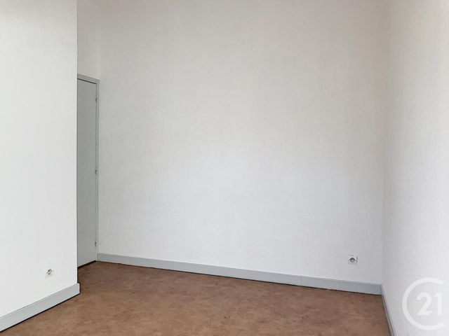 Appartement F3 &agrave; louer - 3 pi&egrave;ces - 65,73 m2 - Remiremont - 88 - LORRAINE